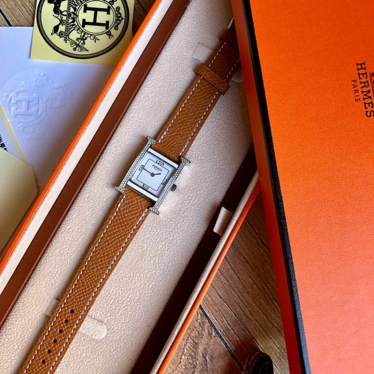 Batch matching box Support Hong Kong, the United States direct mailOriginal HERMES H HOUR series. The case is full of crystal diamonds! The beauty is beyond words [color] [color] Swiss quartz movement. Square dial size 2