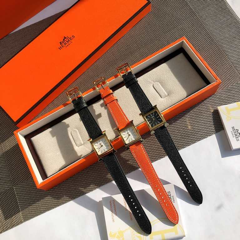 Wholesale box Support Hong Kong, U.S. direct mailHermès Early Spring 2022  Latest colorway Small stainless steel case measuring 21 x 21 mm Diamond-set sandblasted black PVD-coated dial set with 36 diamonds Quartz movemen