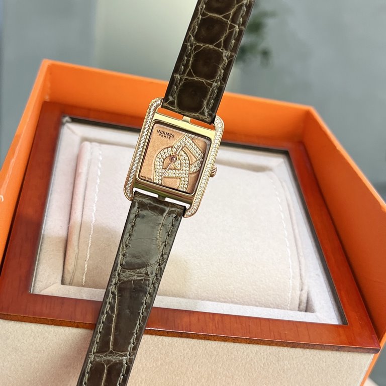 Hermes HEURE H series, the most classic H case, white natural enameled face, hand-polished and made of this square dial watches really have no resistance at all.316 stainless steel case precision polished H shape Line sm