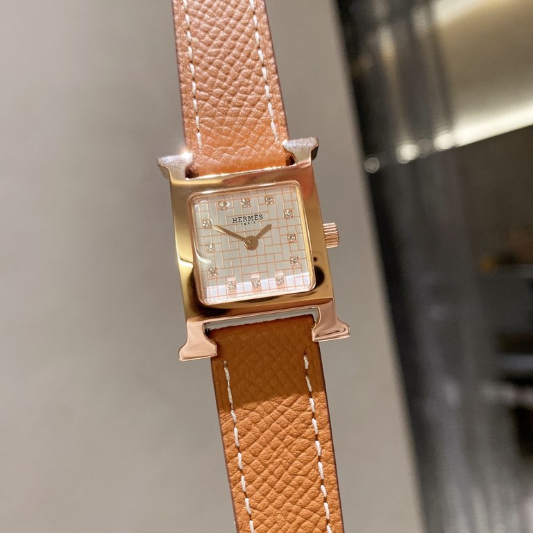 Gold.  Diamonds.   LATEST LISTINGS  Heure H WATCH H BELT LOGO LOGOS  CASE SIZE MEDIUM SMALL Stainless steel case, feather set with diamonds, Medium 26X26 mm, Small 21X21 mm, set with 112 diamonds, anti-glare sapphire cry