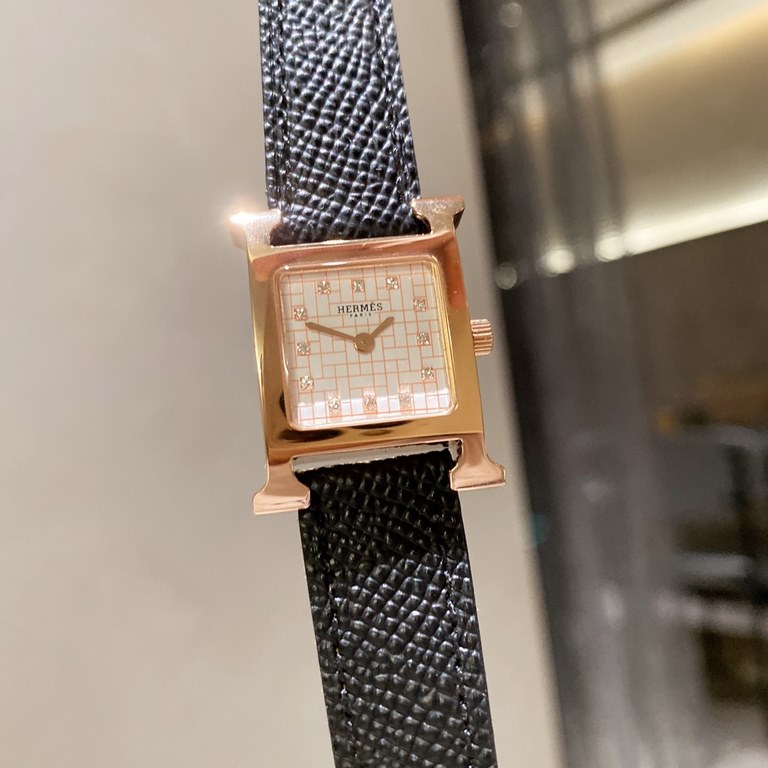 Gold.  Diamonds.   LATEST LISTINGS  Heure H WATCH H BELT LOGO LOGOS  CASE SIZE MEDIUM SMALL Stainless steel case, feather set with diamonds, Medium 26X26 mm, Small 21X21 mm, set with 112 diamonds, anti-glare sapphire cry