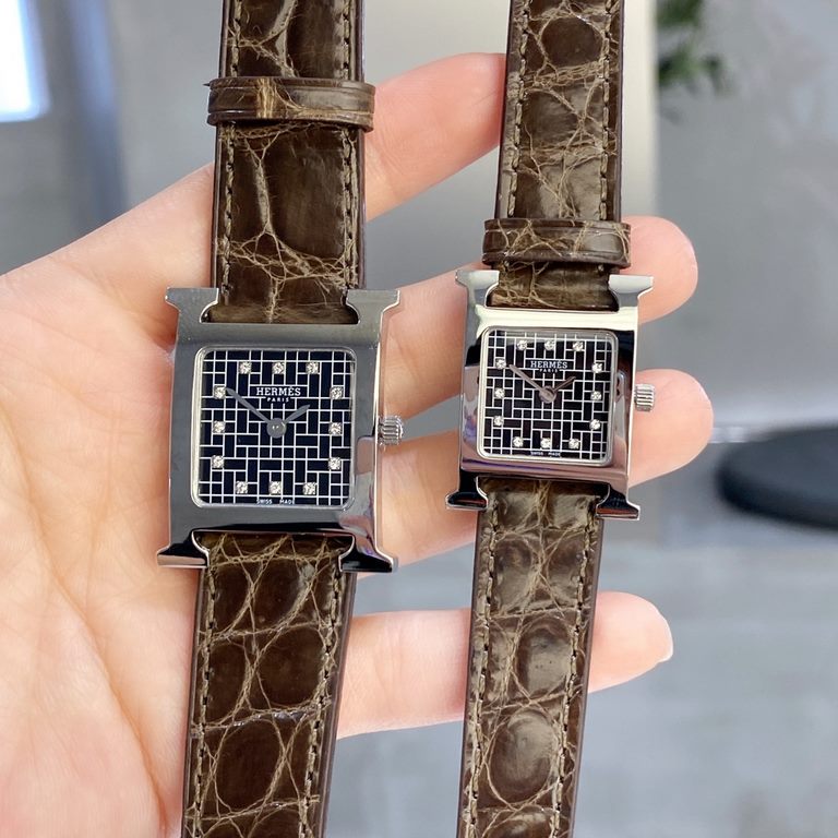 Crocodile Leather   LATEST LISTINGS  Heure H WATCH H BELT LOGO LOGO LOGOS  CASE SIZE MEDIUM SMALL Stainless steel case, Feather set with diamonds, Medium 26x26 mm, Small 21x21 mm, set with 112 diamonds, anti-glare sapphi