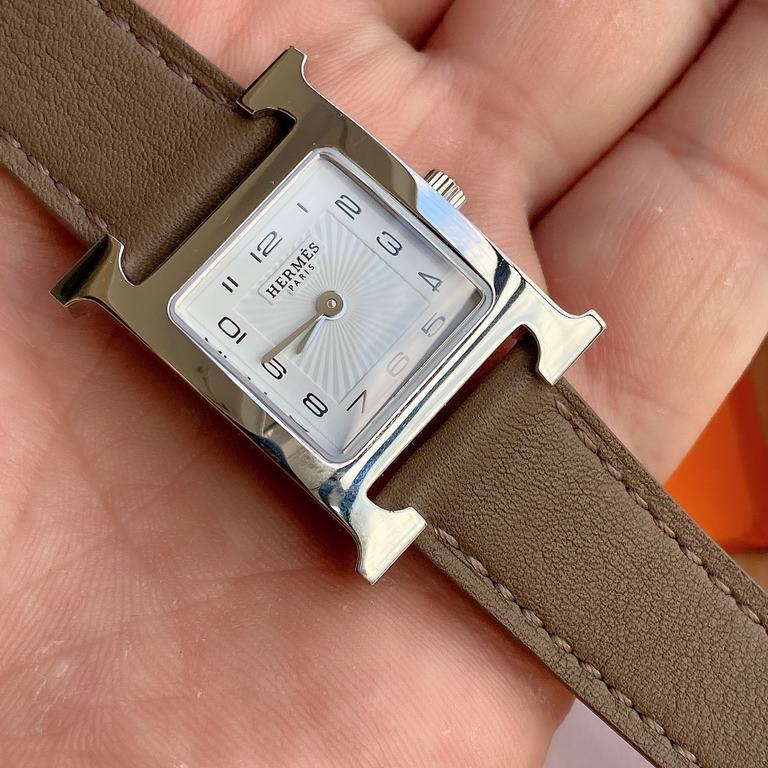 Batch with box Support Hong Kong, the United States direct mailNew debut, HERMES Hermes HEURE H series, equipped with Swiss ETA original quartz movement, the case is imported 316L steel, dial size small 21  21mm; Barenia