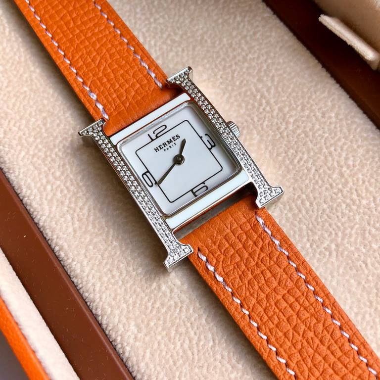 Batch matching box Support Hong Kong, the United States direct mailOriginal HERMES H HOUR series. The case is full of crystal diamonds! The beauty is beyond words [color] [color] Swiss quartz movement. Square dial size 2