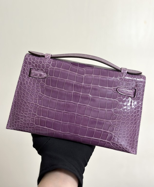 Hermes Kelly