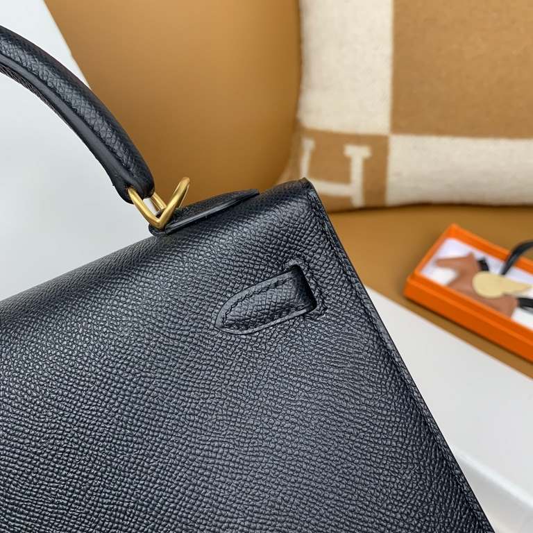 Hermes Kelly