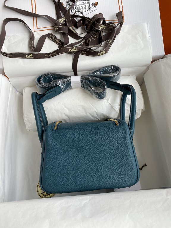 Hand-stitched  Mini Lindy 19cm Imported Taurillon Clemence  leather Prussia Green Gold Buckle