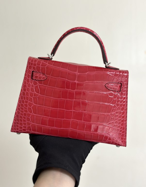 Hermes Kelly