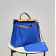 Herbag Water Siren BlueSuper handsome commuter bag, between casual and formal, casual without losing elegance, the combination of canvas and cowhide  leather, the outer seams are stiff and stylish.Super cost-effective spo