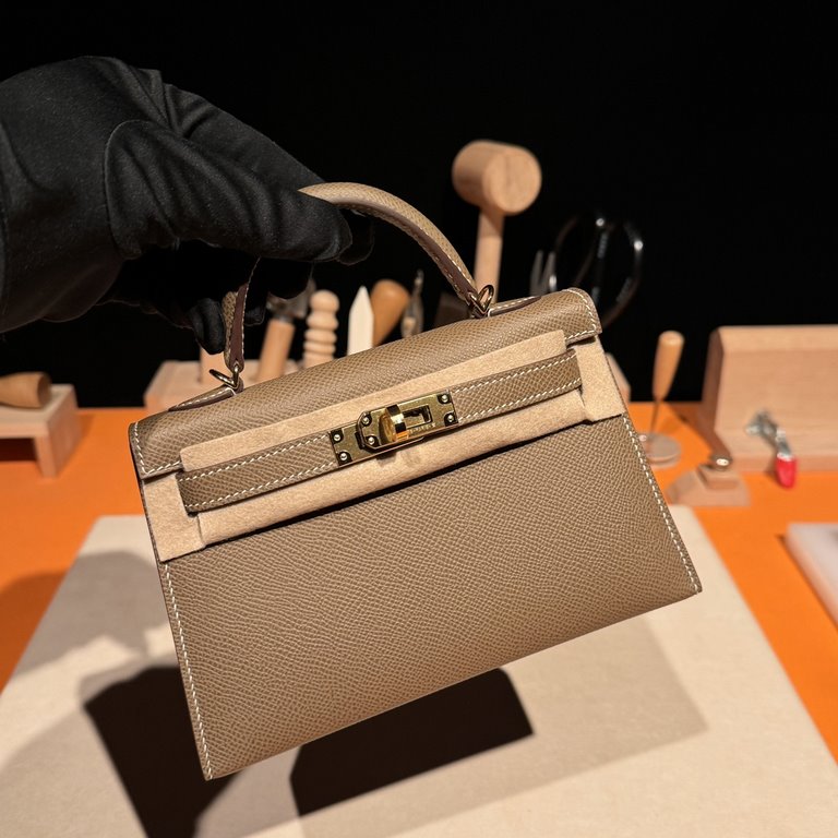 Hermes Kelly