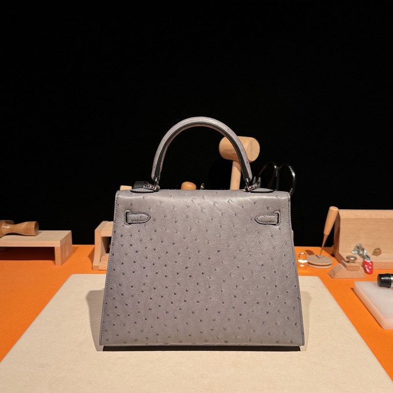 Hermes Kelly