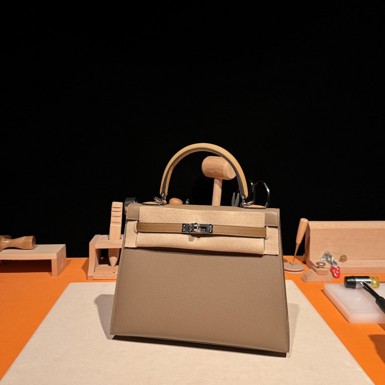 Hermes Kelly