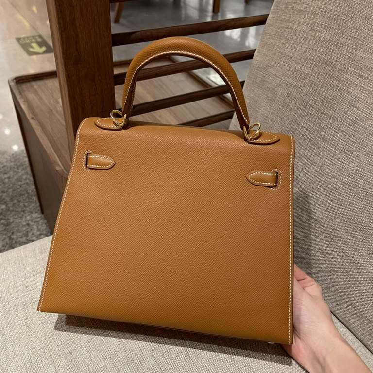 Hermes Kelly