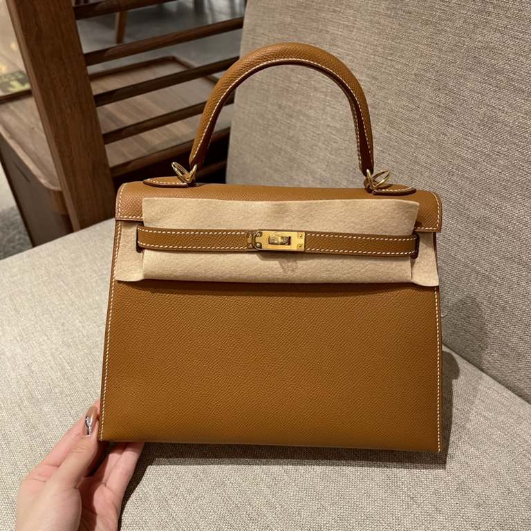 Hermes Kelly