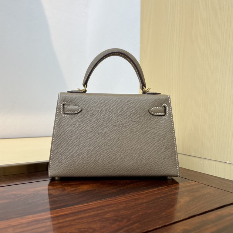 Hermes Kelly