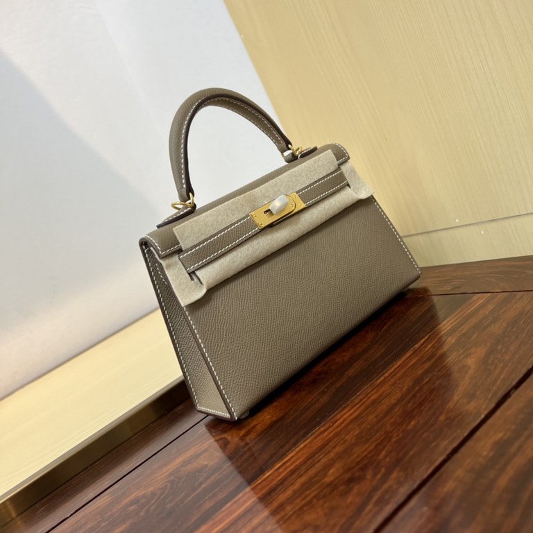 Hermes Kelly