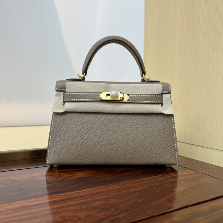 Hermes Kelly