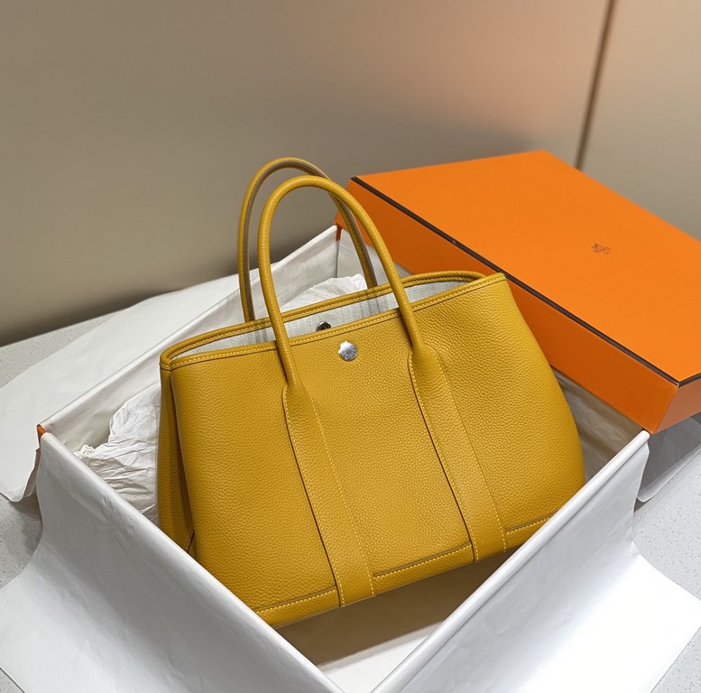 - Garden Bag Amber Yellow Minimalist style No limitations on what you can wear Pragmatism preferredIn stock 30Cm 