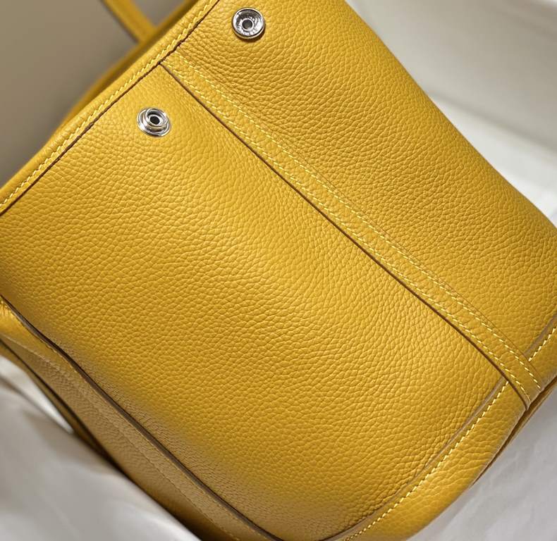 - Garden Bag Amber Yellow Minimalist style No limitations on what you can wear Pragmatism preferredIn stock 30Cm 