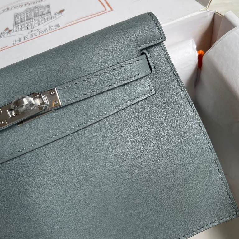 Hermes Kelly