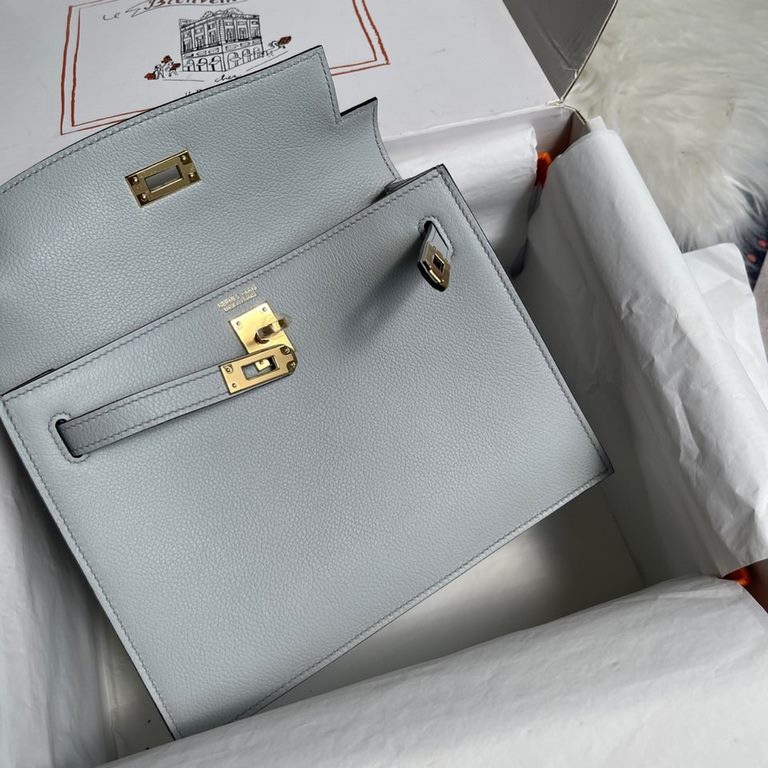 Hermes Kelly