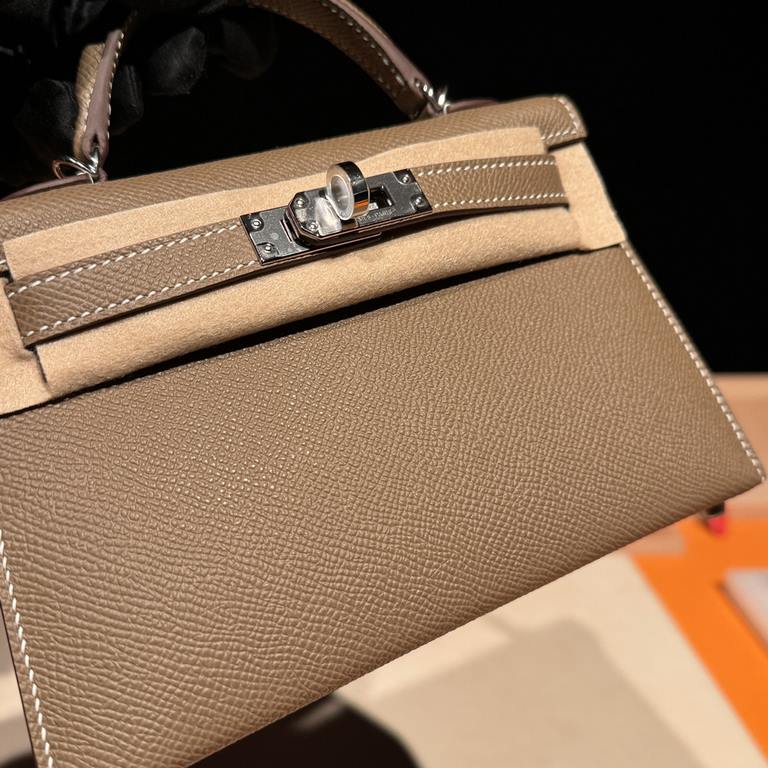 Hermes Kelly