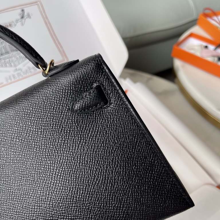 Hermes Kelly