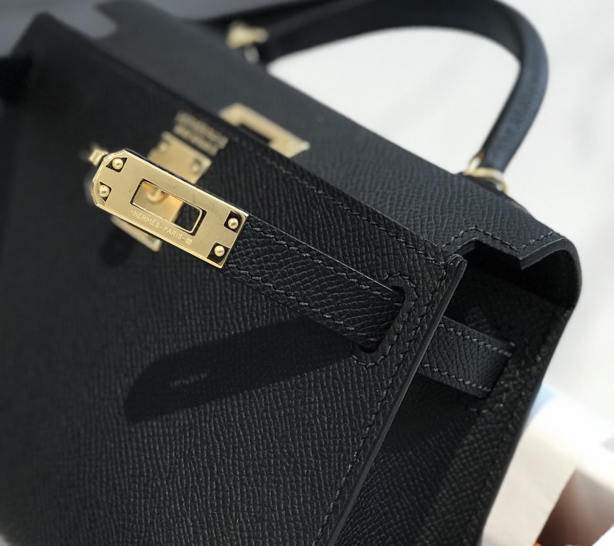 Hermes Kelly