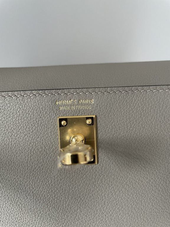 Hermes Kelly