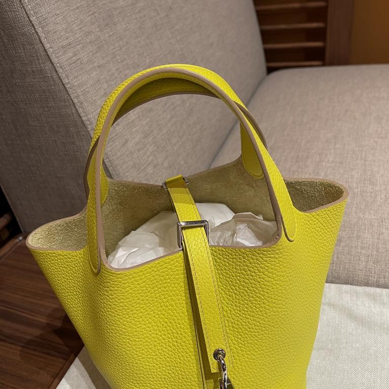 picotin lock vegetable basket 18, 9R lemon yellow, handmade, French TC cowhide.Vegetable basket in recent years in the counter is also very buy, basically also go with the goods, the appearance rate is super high, but al