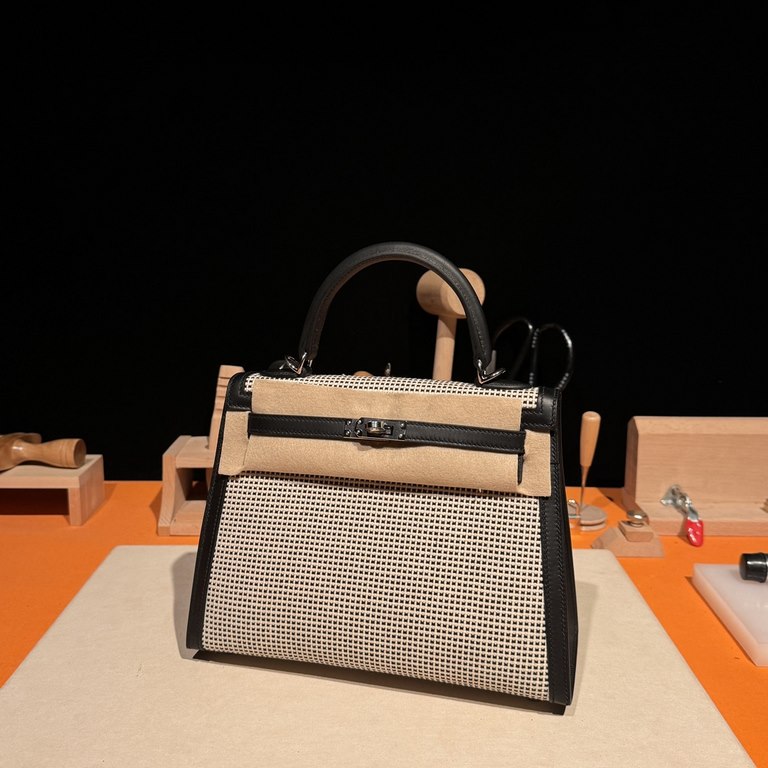 Hermes Kelly