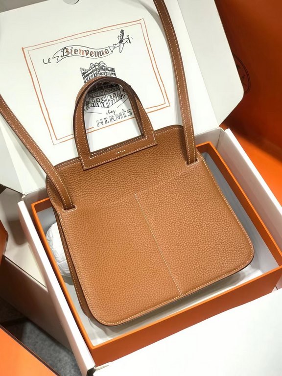 Clemence Gold Brown Silver Buckle ~Treasure small bag  Not intentionally emphasize the brand's nobility _ looks low-key but full of texture  The exterior doesn't show any of H's conspicuous logos.Goes the absolute low-ke