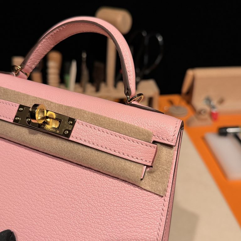 Hermes Kelly