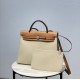 Herbag Creamy AlmondSuper handsome commuter bag, between casual and formal, casual without losing elegance, the combination of canvas and cowhide  leather, the outer seams are stiff and stylish.The combination of canvas a