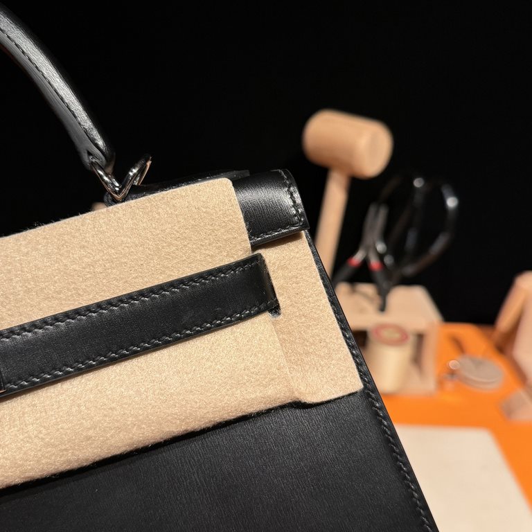 Hermes Kelly