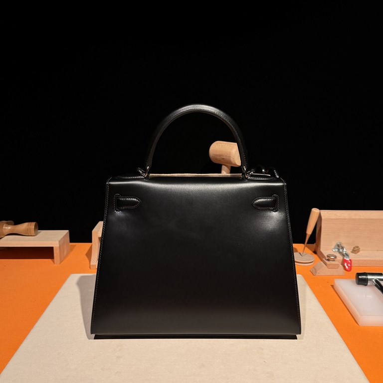 Hermes Kelly