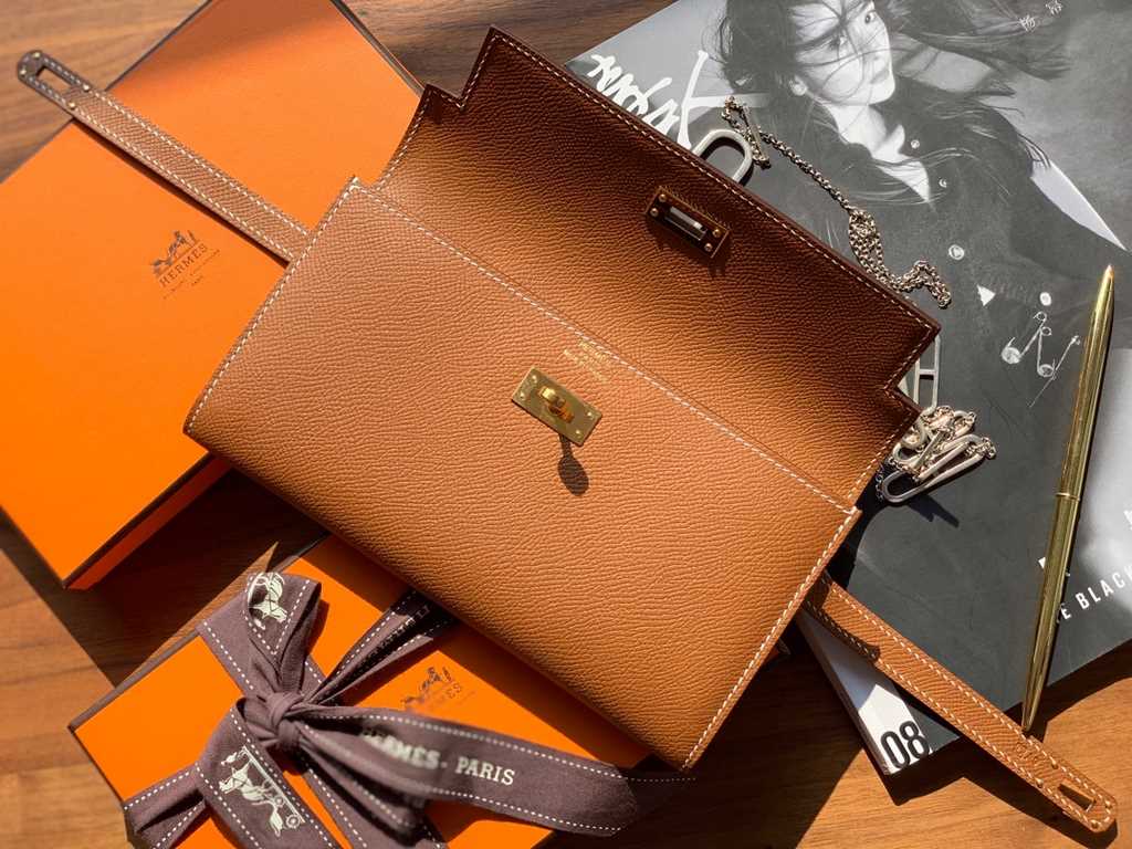 Hermes Kelly