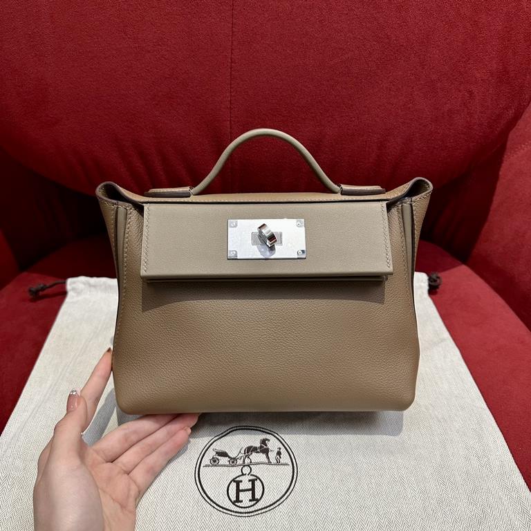 Hermes Kelly