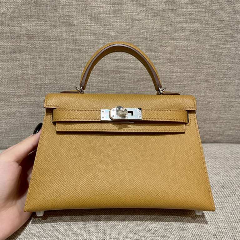 Hermes Kelly