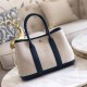 garden bag 30.36 canvas series [love]It's got a lot to offer.One, the price tag is very high, the genuine price is less than 20,000 yuan.The actual bag has a very large capacity, which is why it's also known as a mommy's