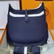 Evelyne Evelyne 29cm clemence leather navy blue silver buckle, very casual casual a bag, men and women applicable, wide version of the shoulder strap is very comfortable to use, you can adjust the length of the convenien