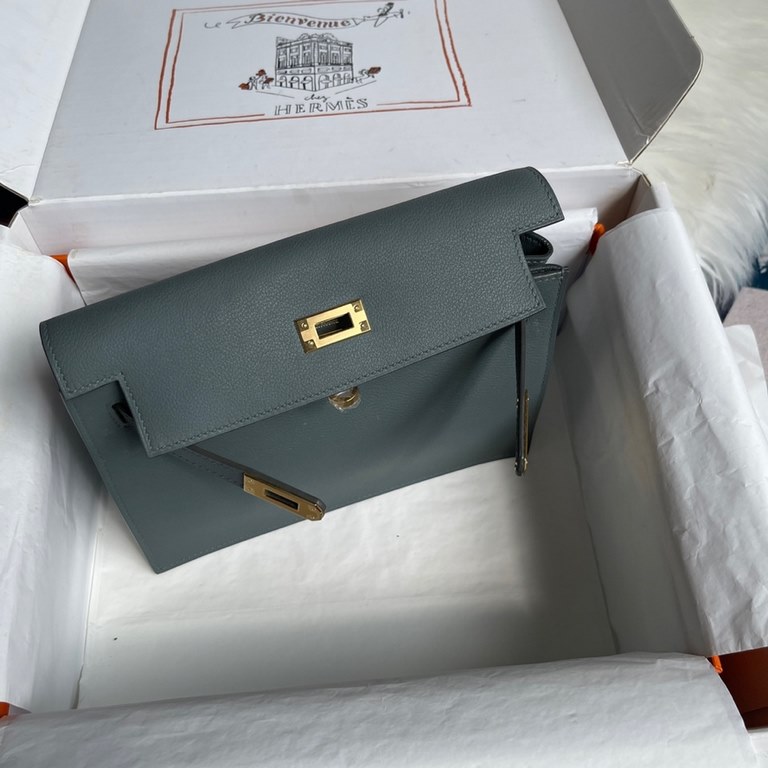 Hermes Kelly