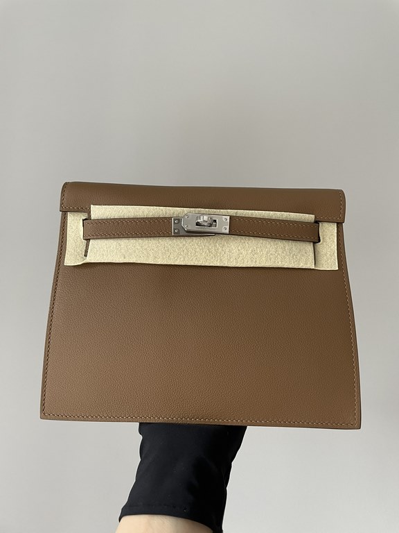 Hermes Kelly