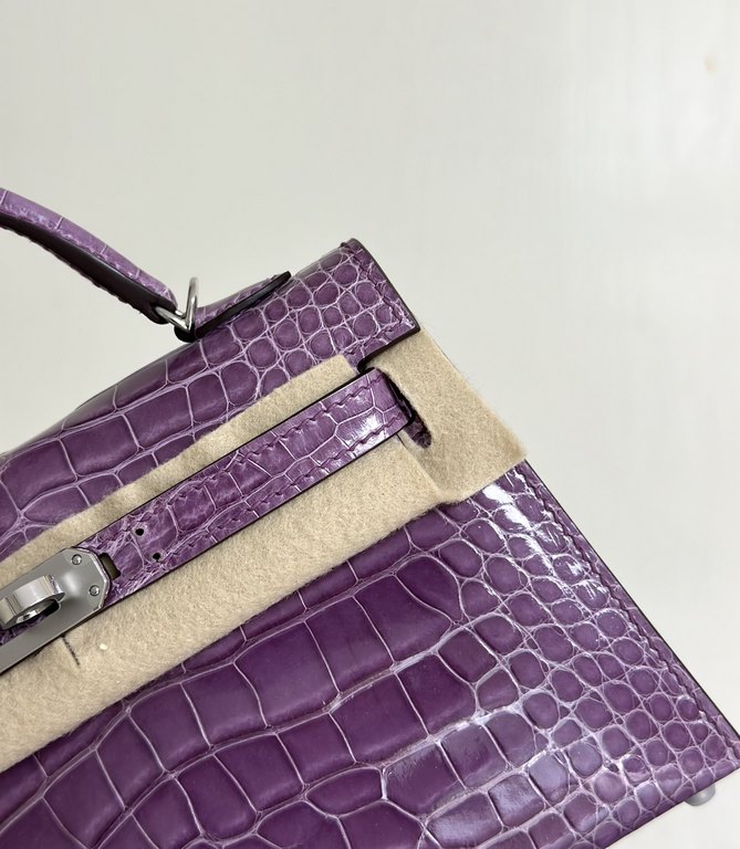 Hermes Kelly