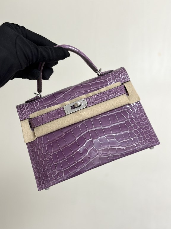 Hermes Kelly