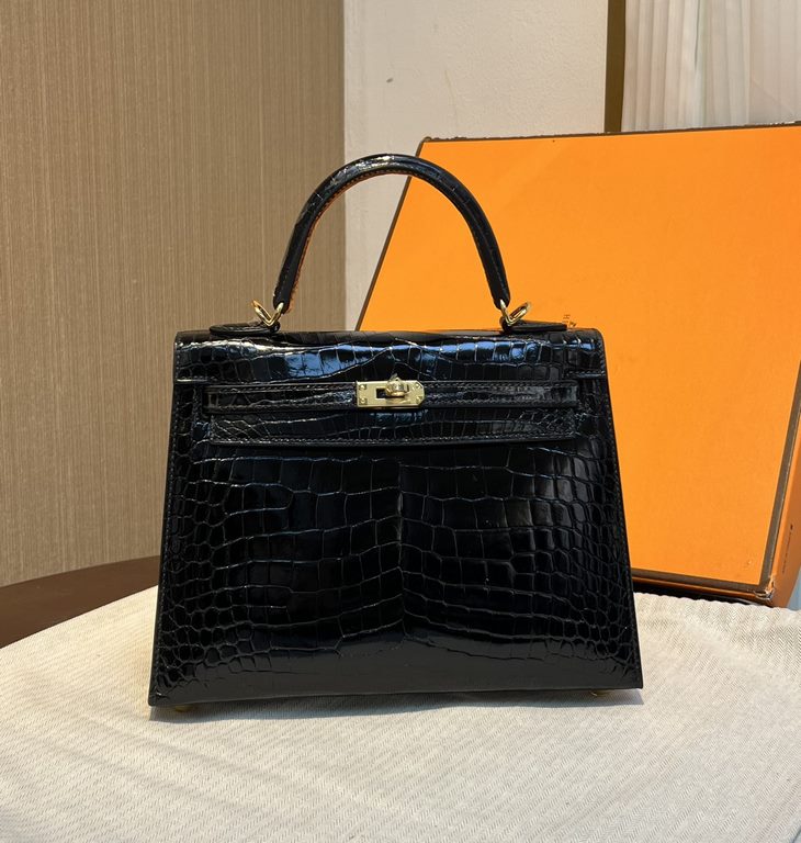 Hermes Kelly