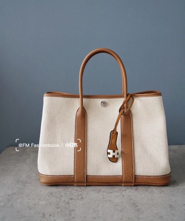 Garden party Garden Bag Canvas Patchwork Leather Gold Brown Minimalist style, no limitations, practicality.In stock 30Cm 