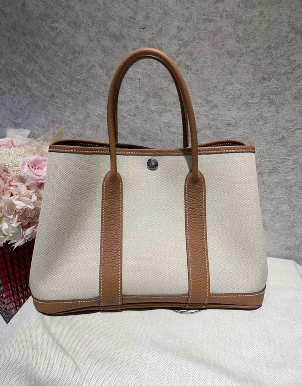 Garden party Garden Bag Canvas Patchwork Leather Gold Brown Minimalist style, no limitations, practicality.In stock 30Cm 