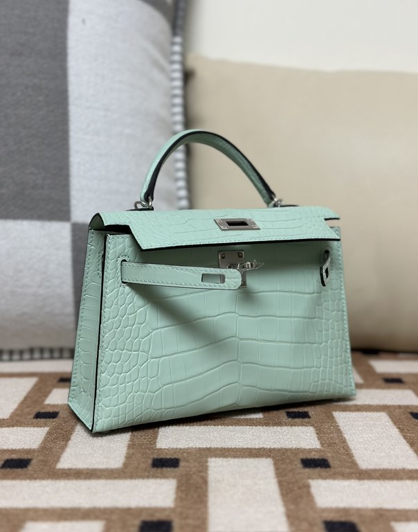 Hermes Kelly