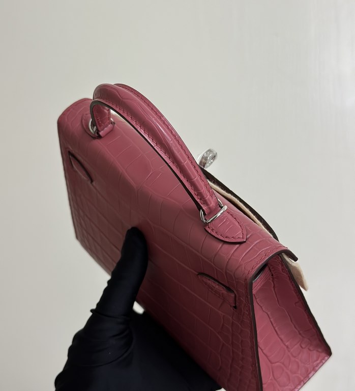 Hermes Kelly